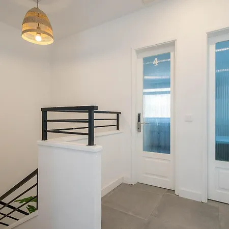 Guest house Coliving Mol-terrace, En-suite Bathroom, Fridge & Tv Las Palmas de Gran Canaria
