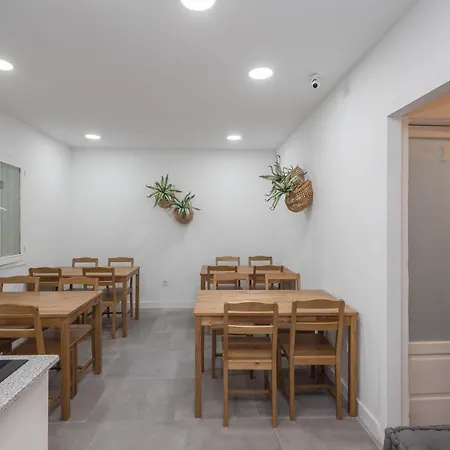 Guest house Coliving Mol-terrace, En-suite Bathroom, Fridge & Tv Las Palmas de Gran Canaria