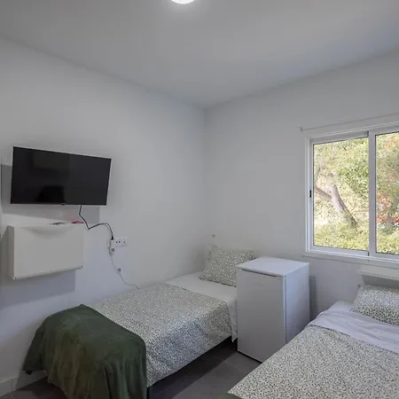 Coliving Mol-terrace, En-suite Bathroom, Fridge & Tv Guest house