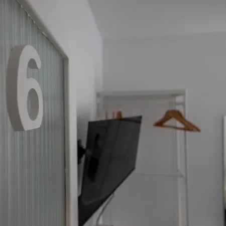 Coliving Mol-terrace, En-suite Bathroom, Fridge & Tv Guest house *